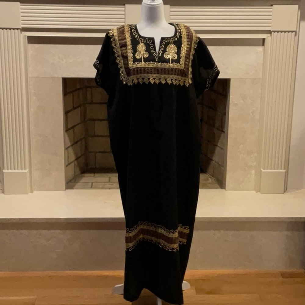 Middle Eastern Long Dress, Excellent Condition.